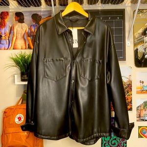 Faux leather shirt/jacket. Never worn, with tag. Perfect condition :)